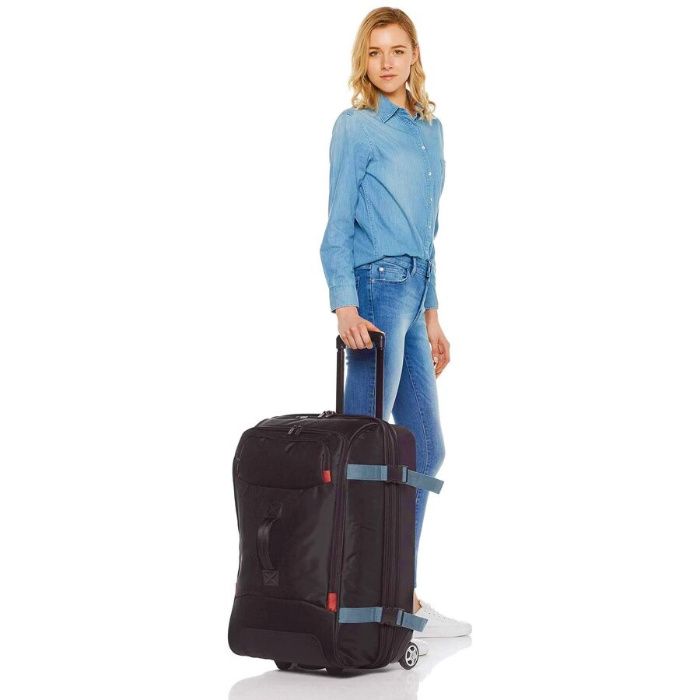 Промо! Куфар AmazonBasics, С колела, Телескопична дръжка, 75L, Черен