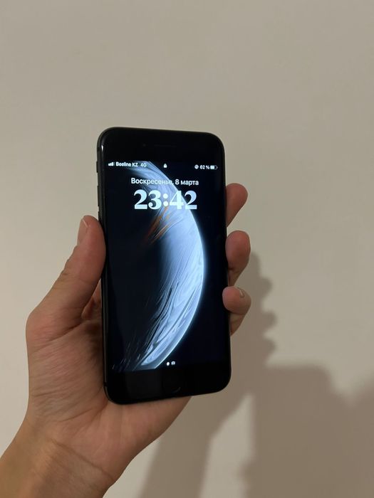 Обменяю Айфон 8.