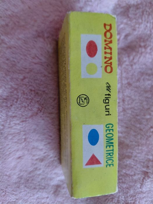 Joc retro de colecție „Domino cu figuri GEOMETRICE” – COMPLET 31 piese (Anii '80)