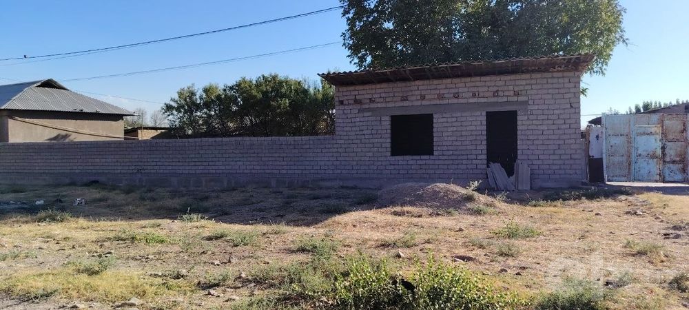 40 sotix hovli uy sotiladi