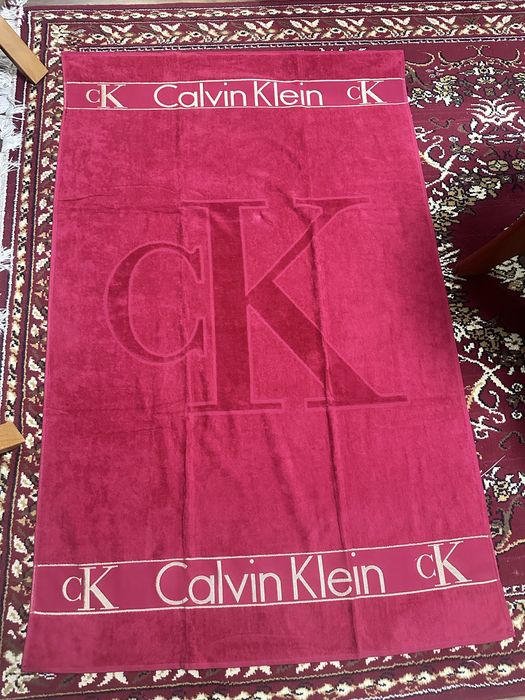 Prosop Calvin Klein
