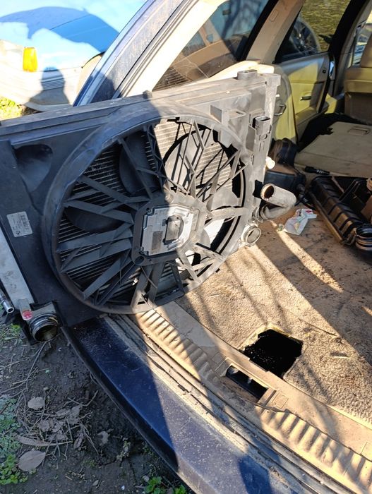 БМВ Е61 525Д на части