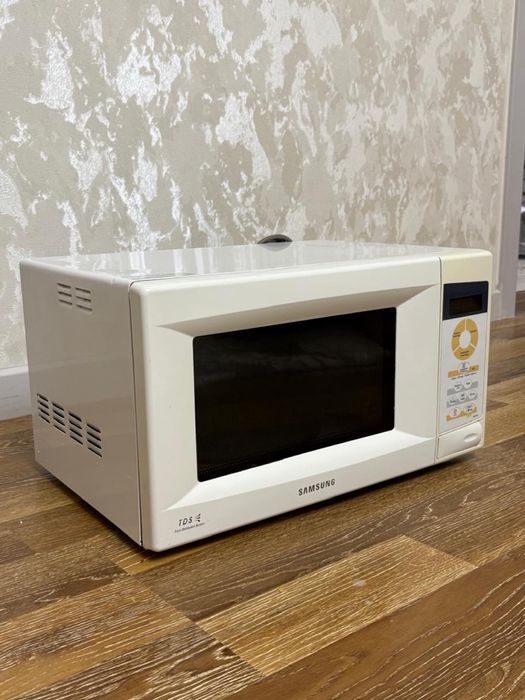 Микроволновка Samsung TDS
