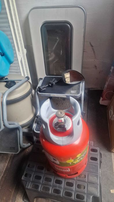 Бидони за каравани за мръсна и чиста вода +др