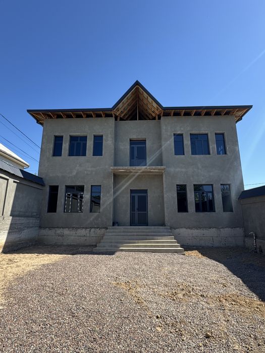 Участка дом продоется Чирчик 500 ка, 2 этаж, 6 ком, 198м2, 3 сотих