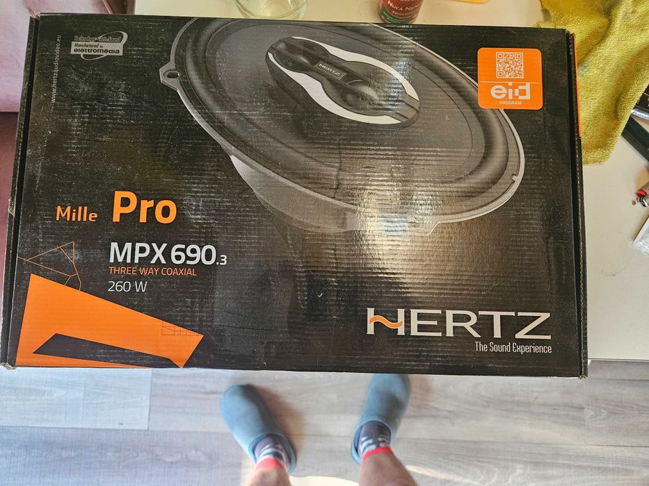 Hertz MPX 690 difufoare auto