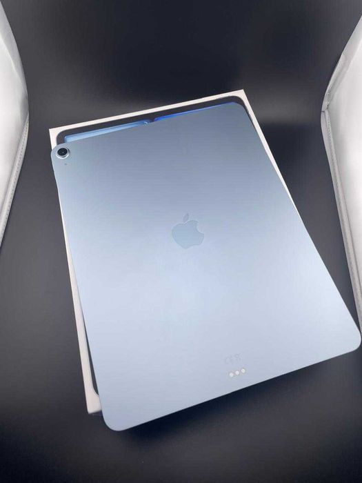 Планшет Ipad Air 13inch 128Gb