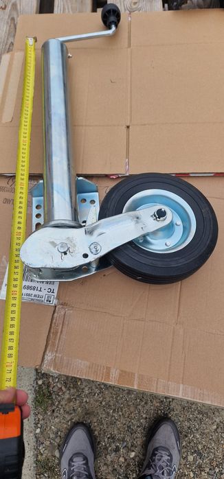 Roata de sprijin remorca automata suport tip B 200X60mm, 
Distanta