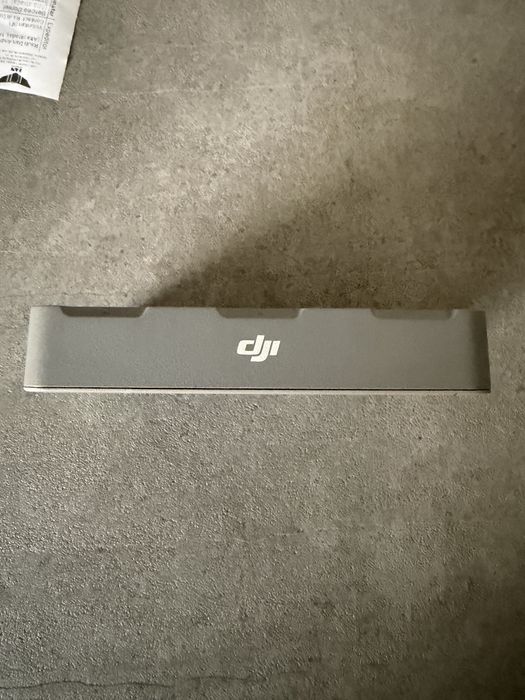 Incarcator  HUB incarcare baterii DJI NEO2 nou nefolosit