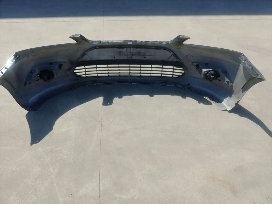 bara fata ford focus 2 facelift  8m5117757a