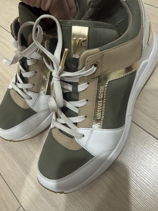 Кроссовки Michael Kors MK