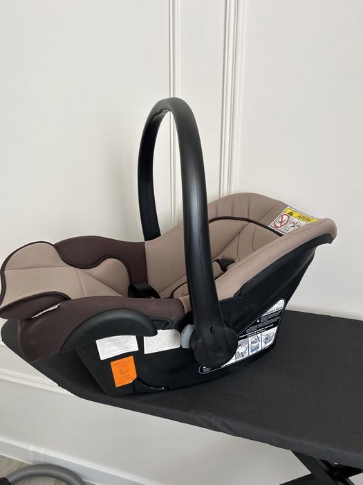 Продаю автокресло детское