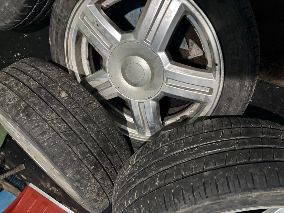 Продам комплект диски с резиной