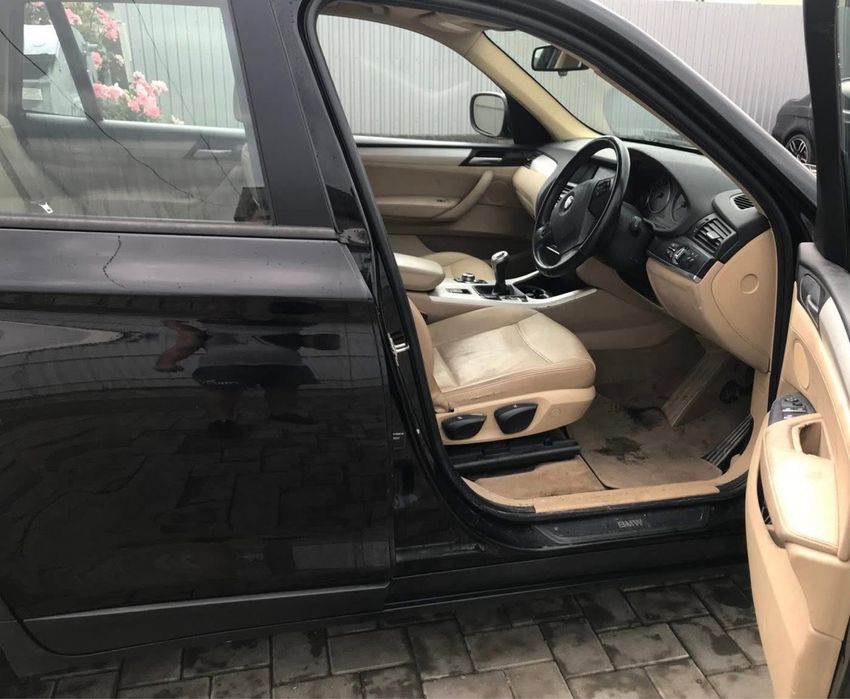 Dezmembrez BMW X3 F25 X-Drive M Pack 2.0d N47 ,manual,Navi,piele