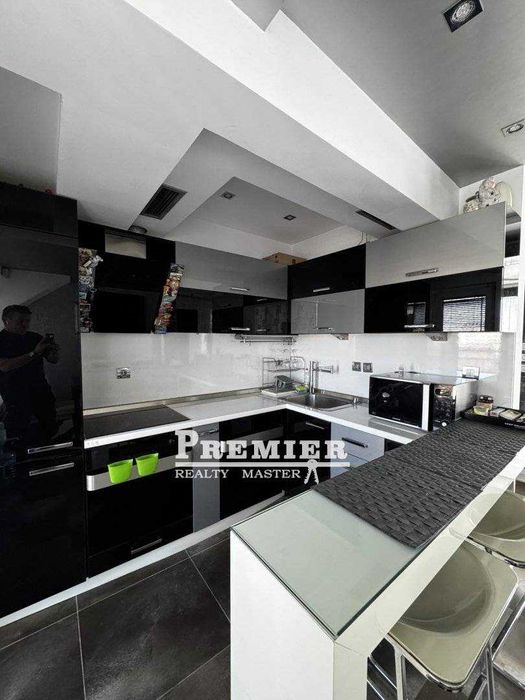 Продава се Четиристаен апартамент в Несебър - 140 кв.м за 1250 €/кв.м - Снимка #8