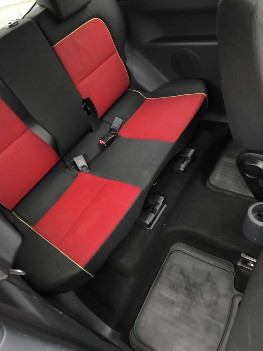 Mithubishi Colt  3 usi albastru ,benzina 1,4