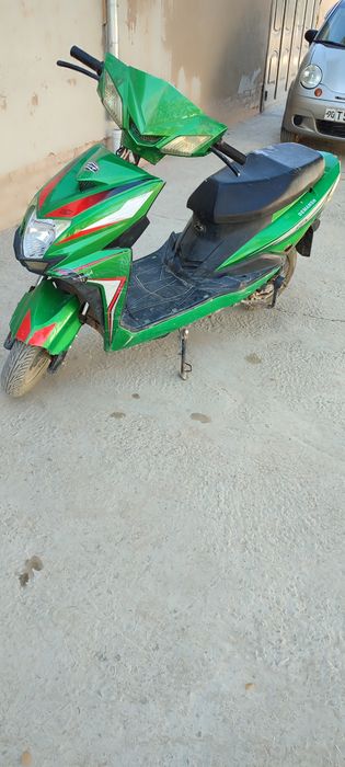 Skuter xolati zor