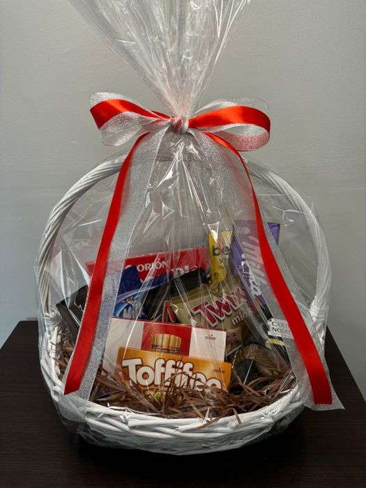 Корзины с наполнением подарки Алматы