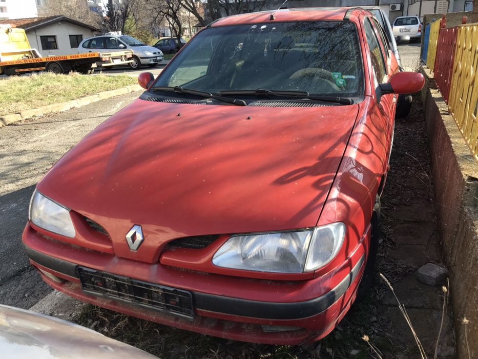 Рено меган 1997 1.6 90кс На Части