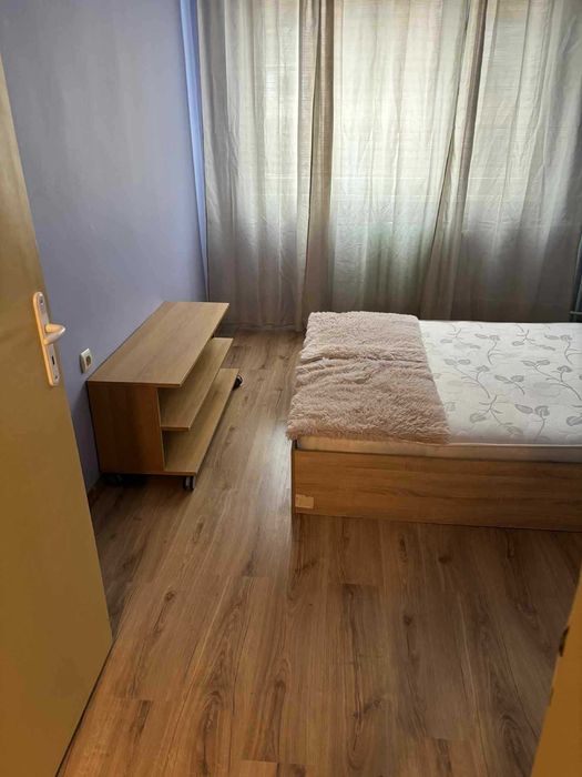 Двустаен апартамент под наем в Плевен, Център