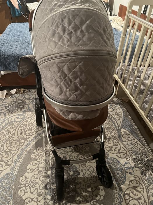 Коляска серый почти новый