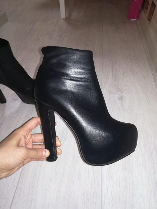 Кожанные ботинки 37р