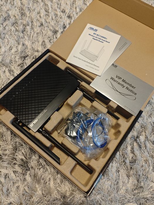 Router Wireless ASUS RT-AC1200G+ Dual-Band Gigabit