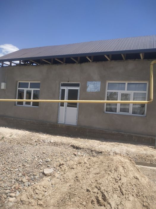 Toshkent tumanida uy sotiladi