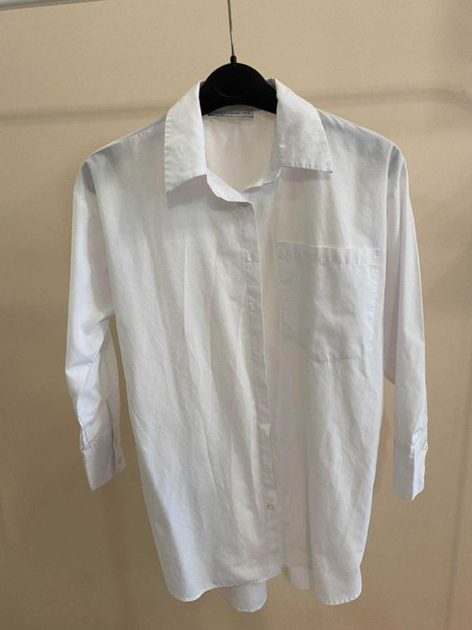 Бяла овърсайз риза