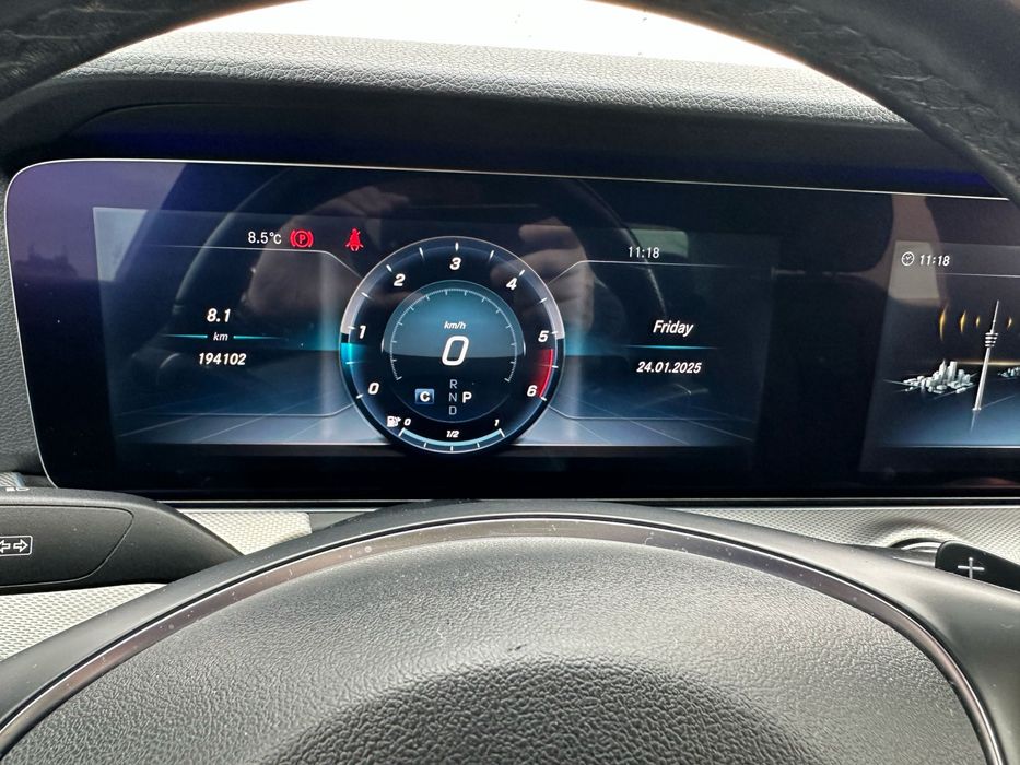 Mercedes advangard E 220 /2018