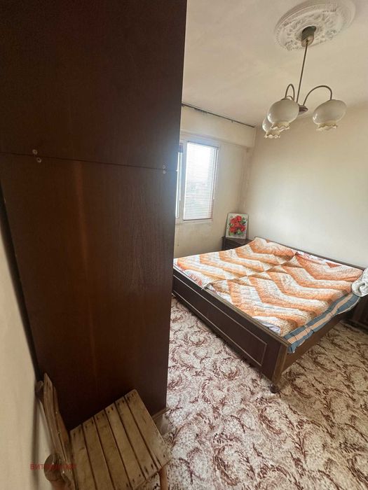 Продава се Тристаен апартамент в Търговище, Запад 2 - 78 кв.м за 1112 €/кв.м - Снимка #3