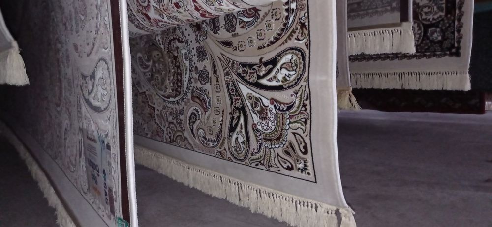 Gilam yuvish / Stirka kavrov