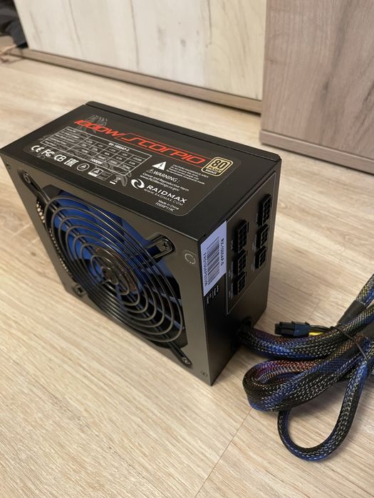 Захранване Raidmax 1000w