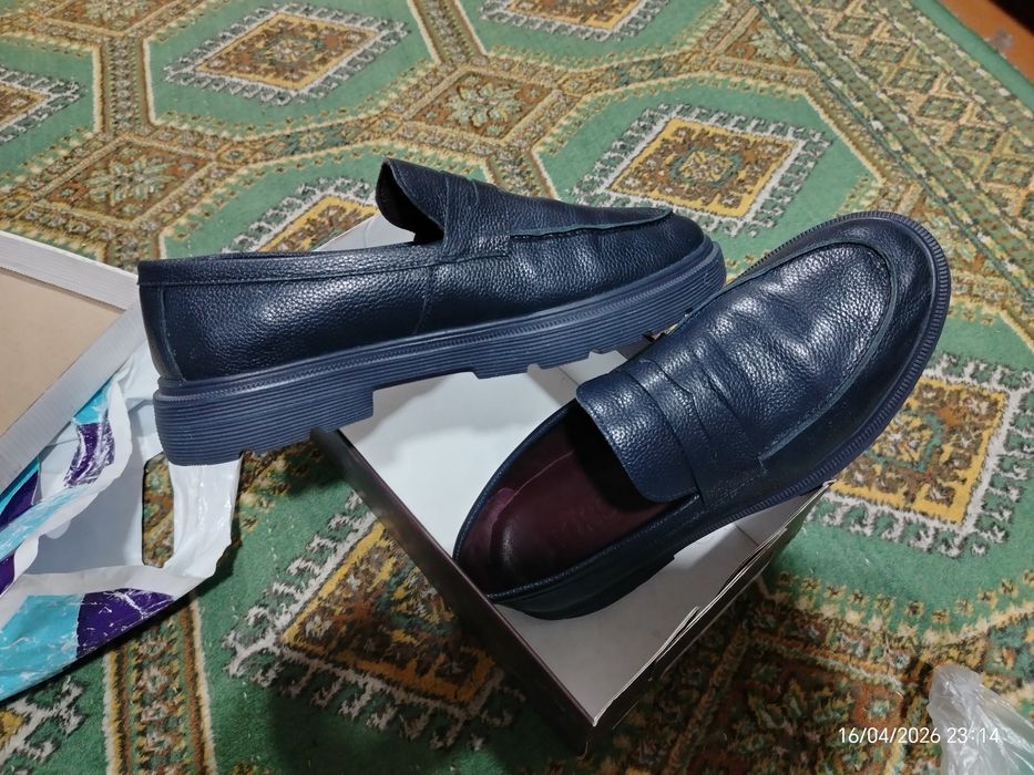 Penny loafer nomni  poyabzal
Mahsulotlar
Vizual mosliklar

undefined
u