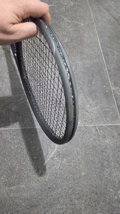 Wilson RF 01 Pro 320g, maner 2