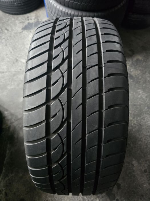 Rovelo 245/40 R18 97Y vară