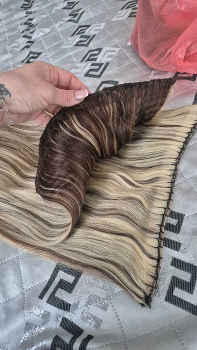 Естествена коса ,готова за поставяне ,перфектно състояние