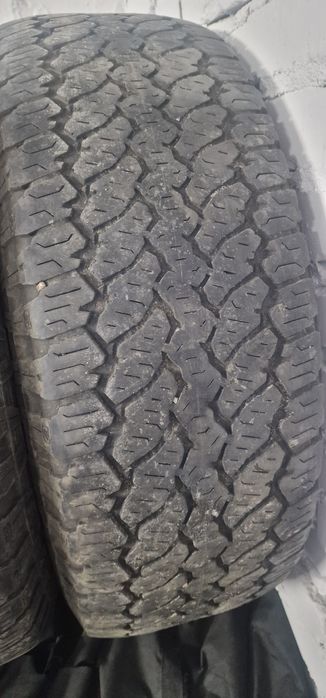 Отдам шины 265/70/17