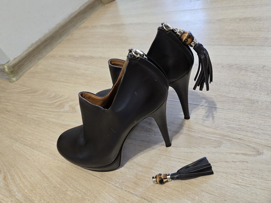 Батильоны на высоком каблуке