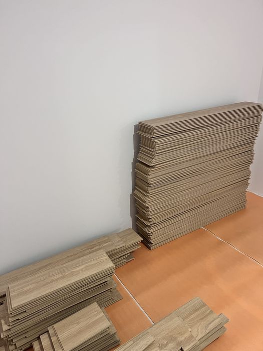 Vand parchet laminat 10mm Stejar Soria. 30mp