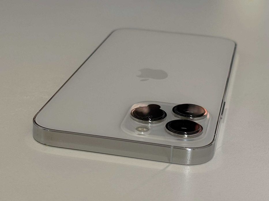 Бартер! Перфектен! 256GB iPhone 13 Pro Max Silver (Бял) 88% Батерия.