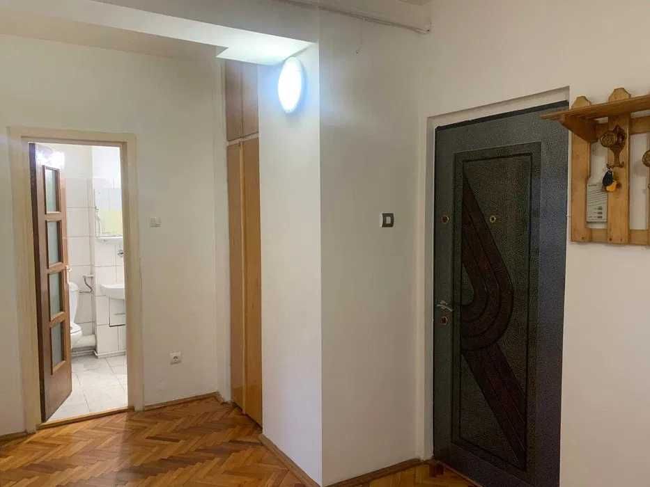 Persoana fizica vand apartament o camera, 48 mp, parter, Zorilor