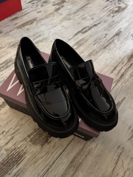 Лоуфъри тенденз лачени