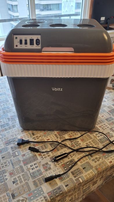 Продава хладилна чанта 24 л, DC 12V/220V