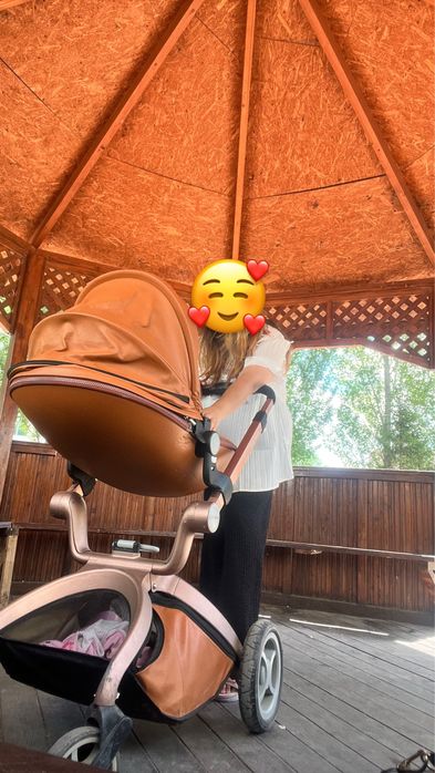 Продам коляску hot mum