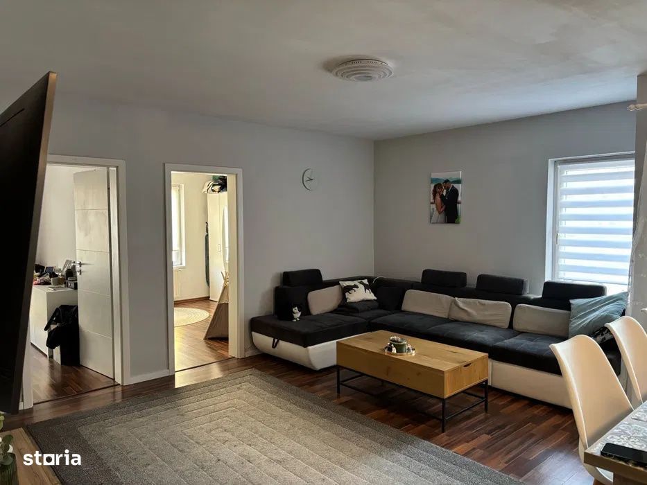Apartament cu 3 camere, 66 mp, parcare, zona KIK — fotografia 1