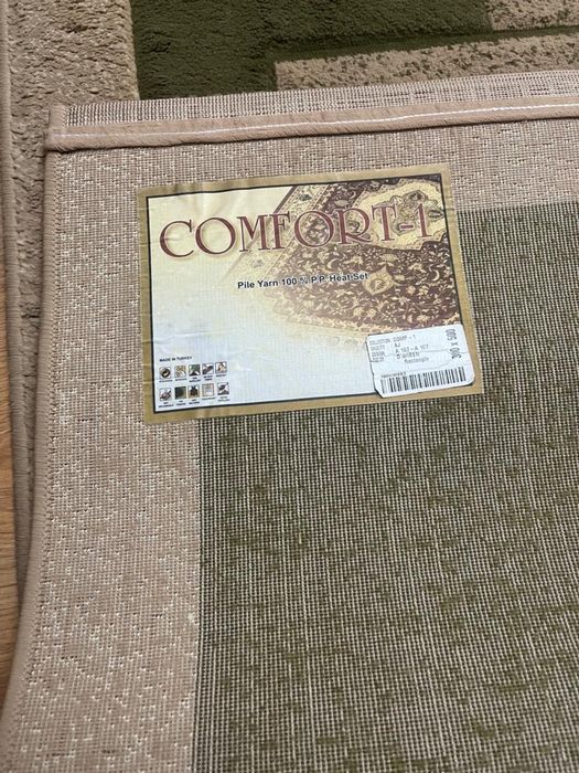 Продам ковер в отличном состояние