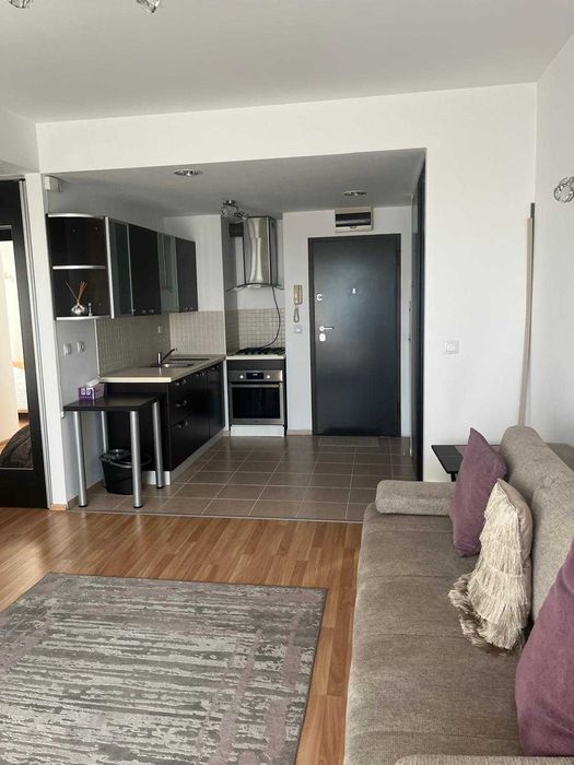 Vand apartament 2 camere si parcare subterana, complex Rose Garden