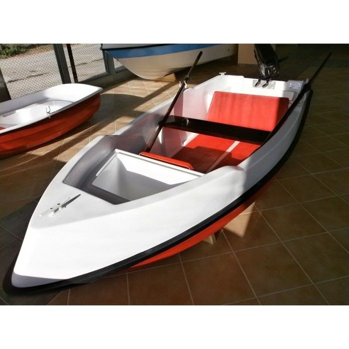 Лодка Сепия-2, рибарска лодка, лодка за захранка