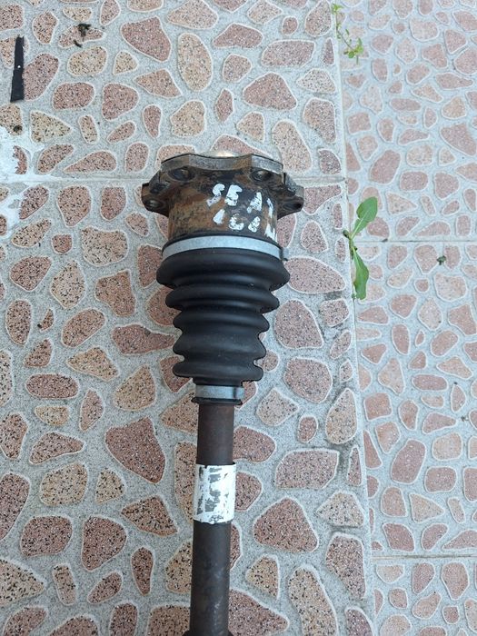 Seat Ibiza 1.9tdi 101к къса полуоска здрави карета и маншони